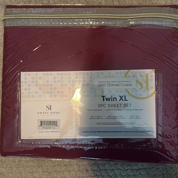 Twin XL Sheets - Breathable Luxury Sheets with Full Elastic & Secure- 1800 Berry - Picture 7 of 7